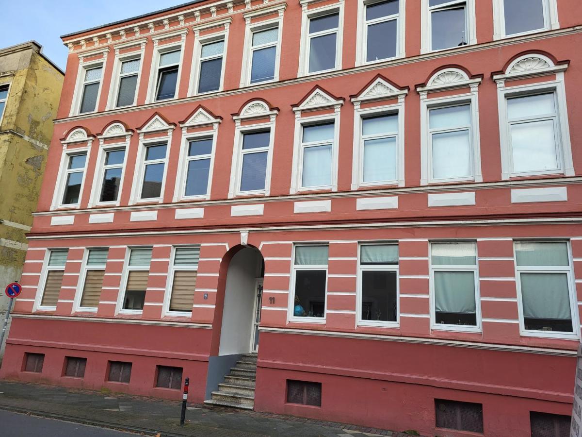 Frisch Renoviert - Ruhig Aber Dennoch Sehr Zentral Gelegen Apartment Вилхелмсхафен Екстериор снимка
